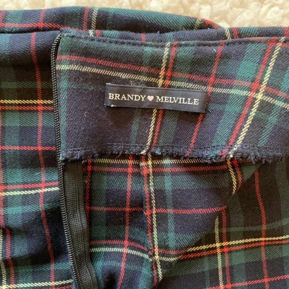 BRANDY MELVILLE Skirt - Picture 2 of 2